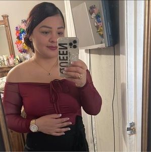 Meet your Posher, Daniela